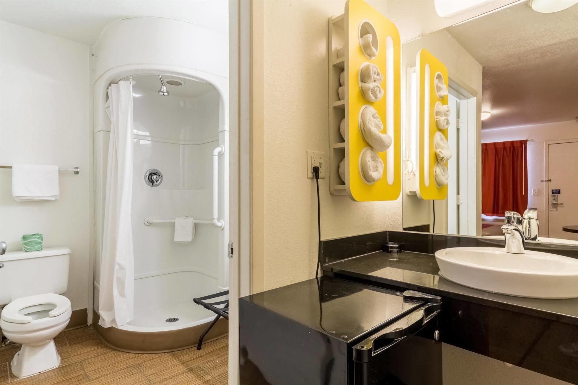 Motel 6-Garland, Tx - Dallas Экстерьер фото