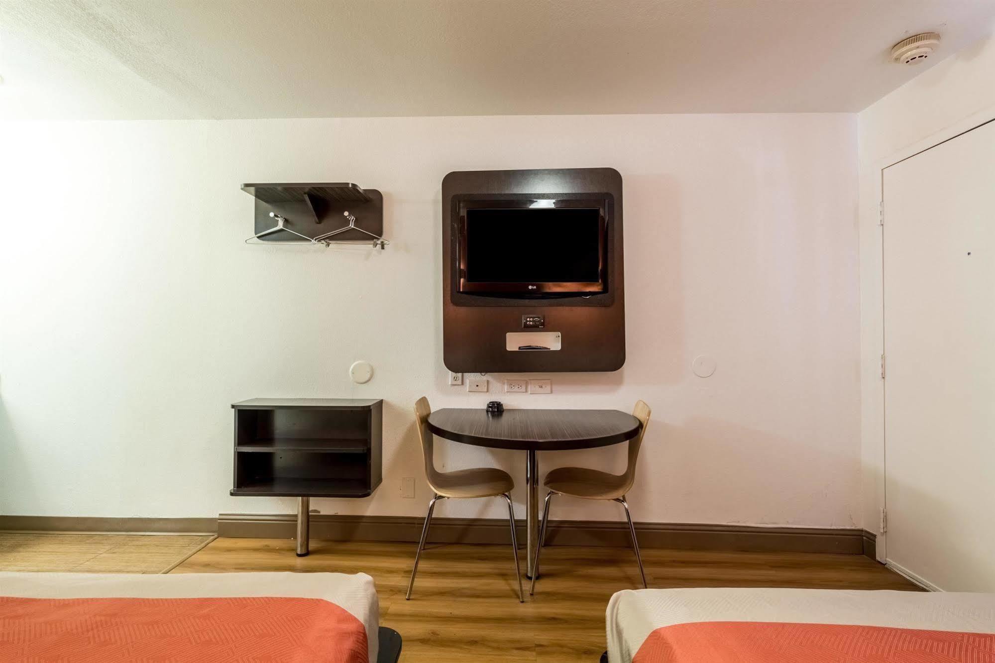 Motel 6-Garland, Tx - Dallas Экстерьер фото